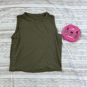 💪🏻 Dragon Fit Olive Medium Crop Muscle Tee